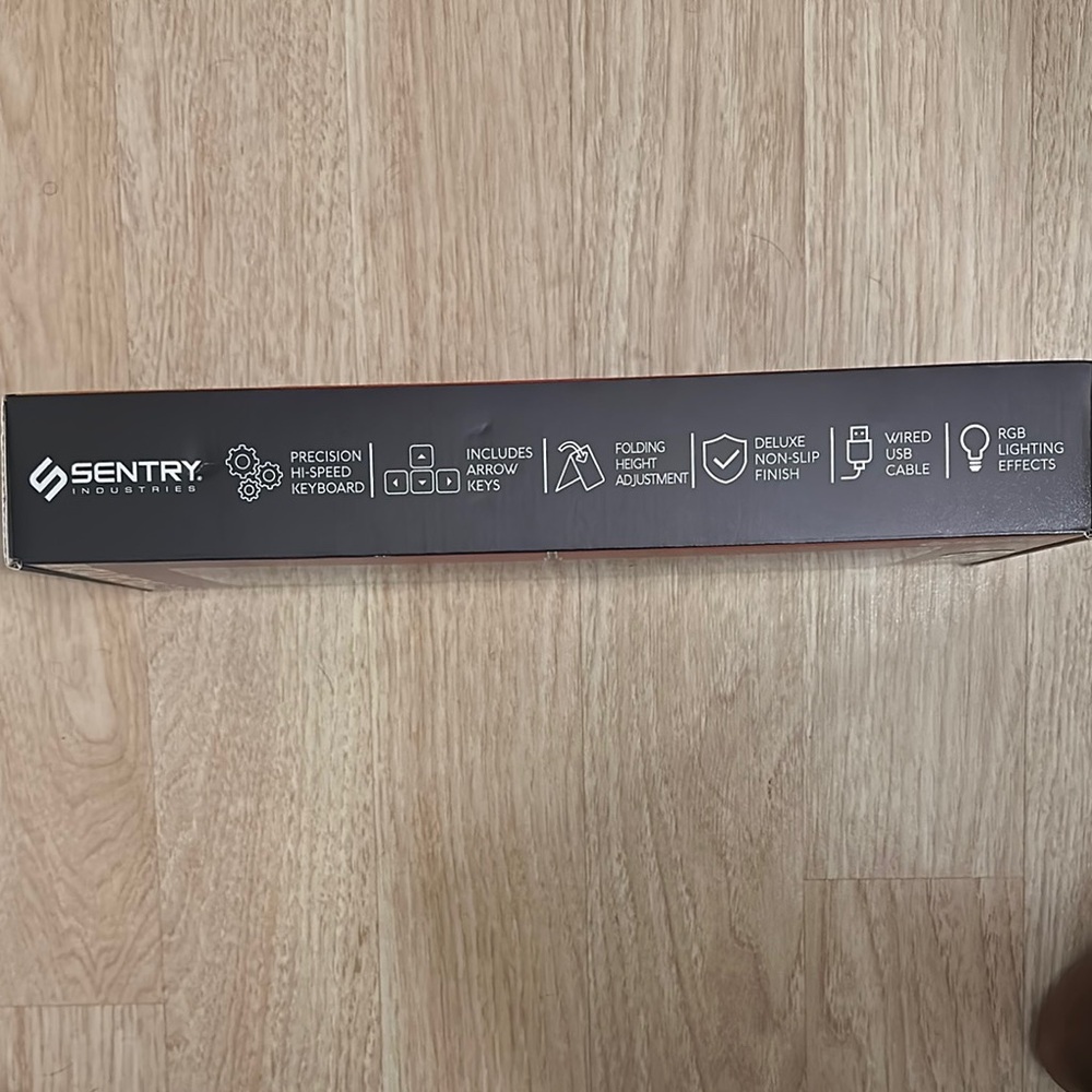Entry RGB Light-Up Keyboard - Black - Picture 3 of 6